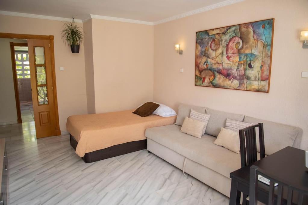 Piso Con Jardin Apartment Málaga Exterior foto